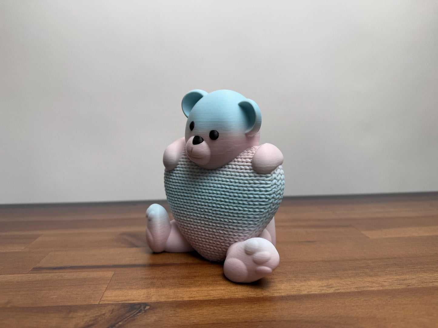 Teddy bear with heart crochet texture 3D print