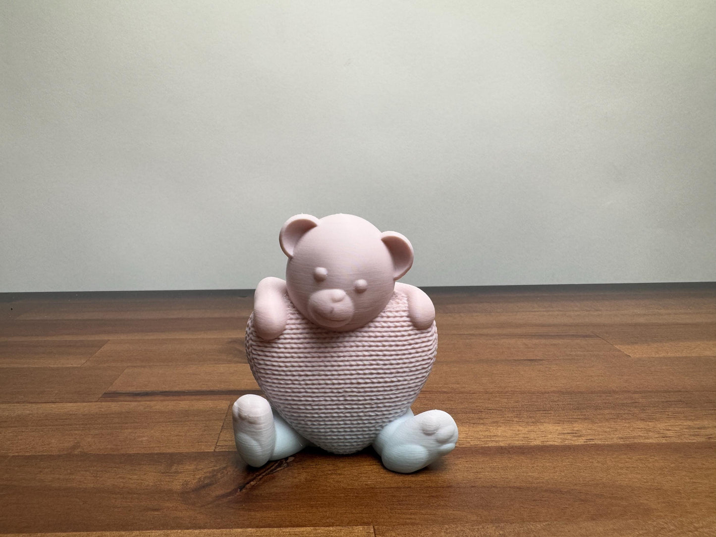 Teddy bear with heart crochet texture 3D print